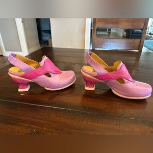 John Fluevog KitschyKitschyBoomBoom Fay Pink Purple Slingback heels 7.5 Women’s